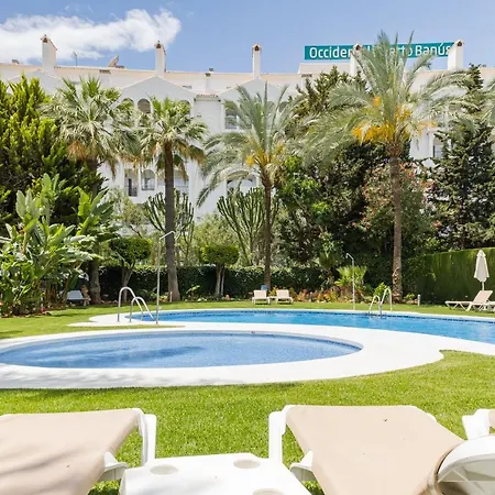 Apartment Puerto Banus, Edificio Tembo, 2 Bedroom Apartment, Parking And Pool *